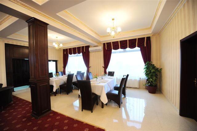 Hotel Mondial - Baia Dış mekan fotoğraf