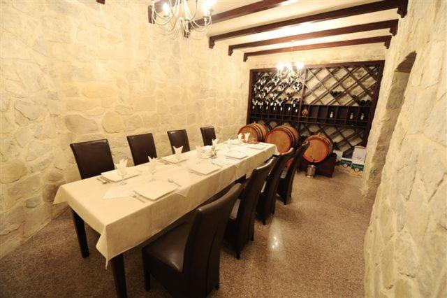 Hotel Mondial - Baia Dış mekan fotoğraf